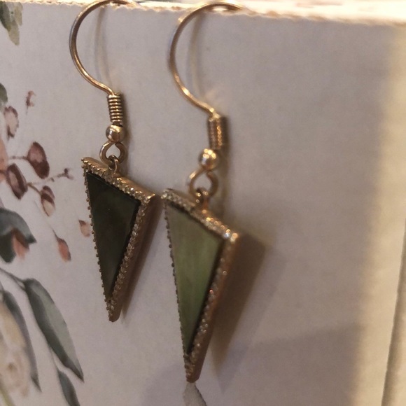 Rose gold drop stone earrings - Picture 3 of 6